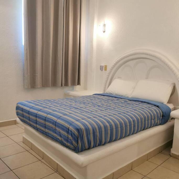 Comfy 2Bedroom Minutes From Downtown & Fast Wi-Fi Zihuatanejo Exterior foto